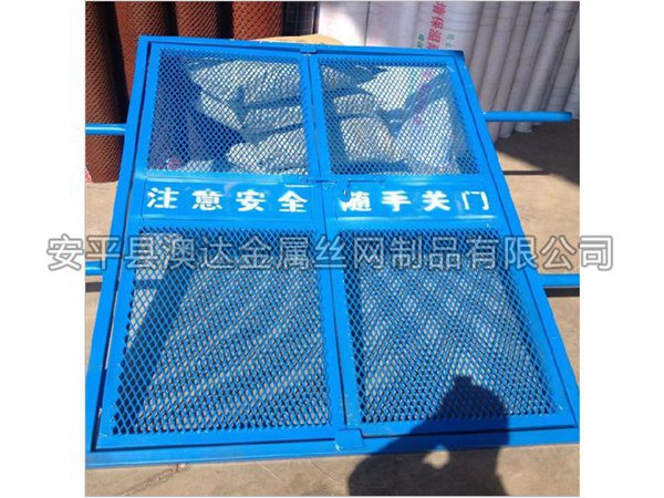 施工临时电梯门 (6)